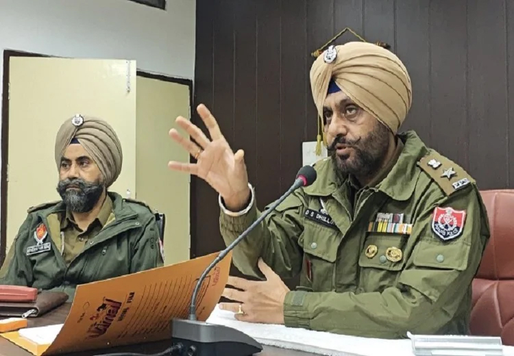 ਭਾਰਤੀ ਨਾਬਾਲਗ ਨੂੰ ਪਾਕਿਸਤਾਨ ਨੇ ਜਾਸੂਸੀ ਜਾਲ ‘ਚ ਫਸਾਇਆ, 15 ਸਾਲਾ ਲੜਕਾ ਗ੍ਰਿਫਤਾਰ