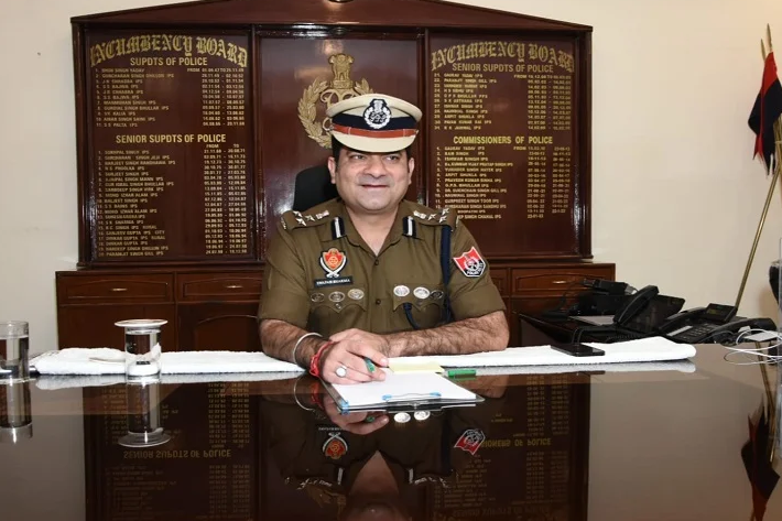 ਲੁਧਿਆਣਾ ਪੁਲਿਸ ਕਮਿਸ਼ਨਰ ਸਵਪਨ ਸ਼ਰਮਾ ਨੂੰ ਜ਼ਮਾਨਤੀ ਵਾਰੰਟ ਜਾਰੀ