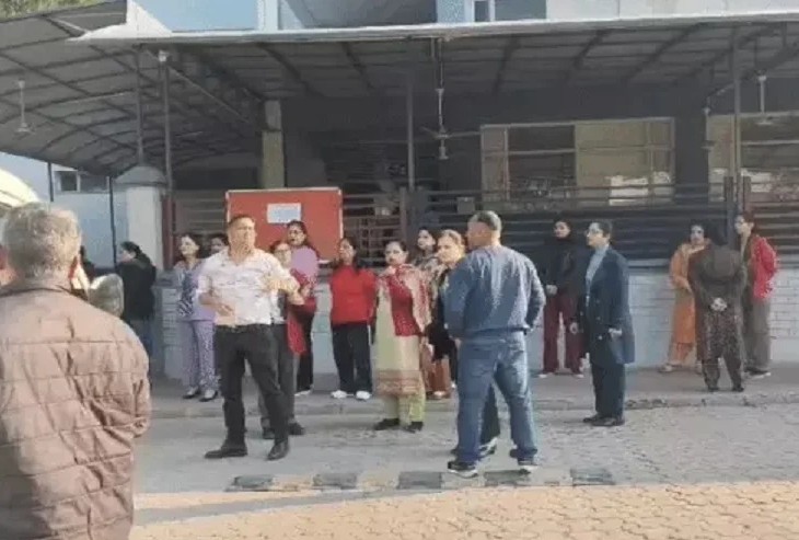 ਚੰਡੀਗੜ੍ਹ ਤੋਂ ਬਾਅਦ ਹੁਣ ਮੋਹਾਲੀ ਦੇ ਸਕੂਲਾਂ ਨੂੰ ਵੀ ਬੰ.ਬ ਨਾਲ ਉਡਾਉਣ ਦੀ ਮਿਲੀ ਧਮਕੀ