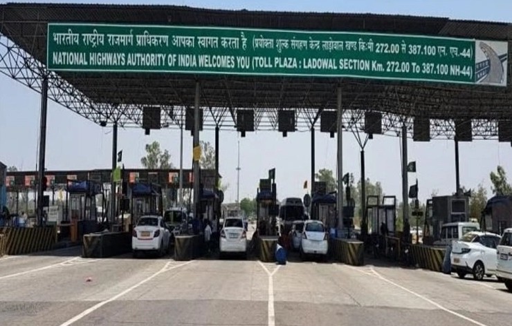 ਲਾਡੋਵਾਲ ਟੋਲ ਪਲਾਜ਼ੇ ‘ਤੇ ਕਿਸਾਨ ਕਰਨਗੇ ਵਿਰੋਧ ਪ੍ਰਦਰਸ਼ਨ, ਭਾਰੀ ਪੁਲਿਸ ਫੋਰਸ ਤਾਇਨਾਤ