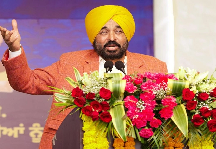 ਪਿਛਲੀਆਂ ਸਰਕਾਰਾਂ ਦੇ ਸਕਾਲਰਸ਼ਿਪ ਘਪਲੇ ਕਾਰਨ ਵਿਦਿਆਰਥੀ ਪ੍ਰੀਖਿਆਵਾਂ ਤੋਂ ਰਹੇ ਵਾਂਝੇ: CM ਭਗਵੰਤ ਮਾਨ