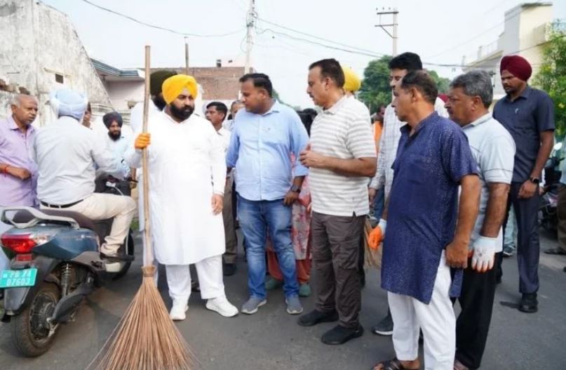 ਨਾਗਰਿਕ m-Seva ਐਪ ‘ਤੇ ਕੂੜਾ-ਕਰਕਟ ਪ੍ਰਭਾਵਿਤ ਥਾਵਾਂ ਦੀਆਂ ਫੋਟੋਆਂ ਕਰ ਸਕਣਗੇ ਅਪਲੋਡ: ਹਰਜੋਤ ਸਿੰਘ ਬੈਂਸ