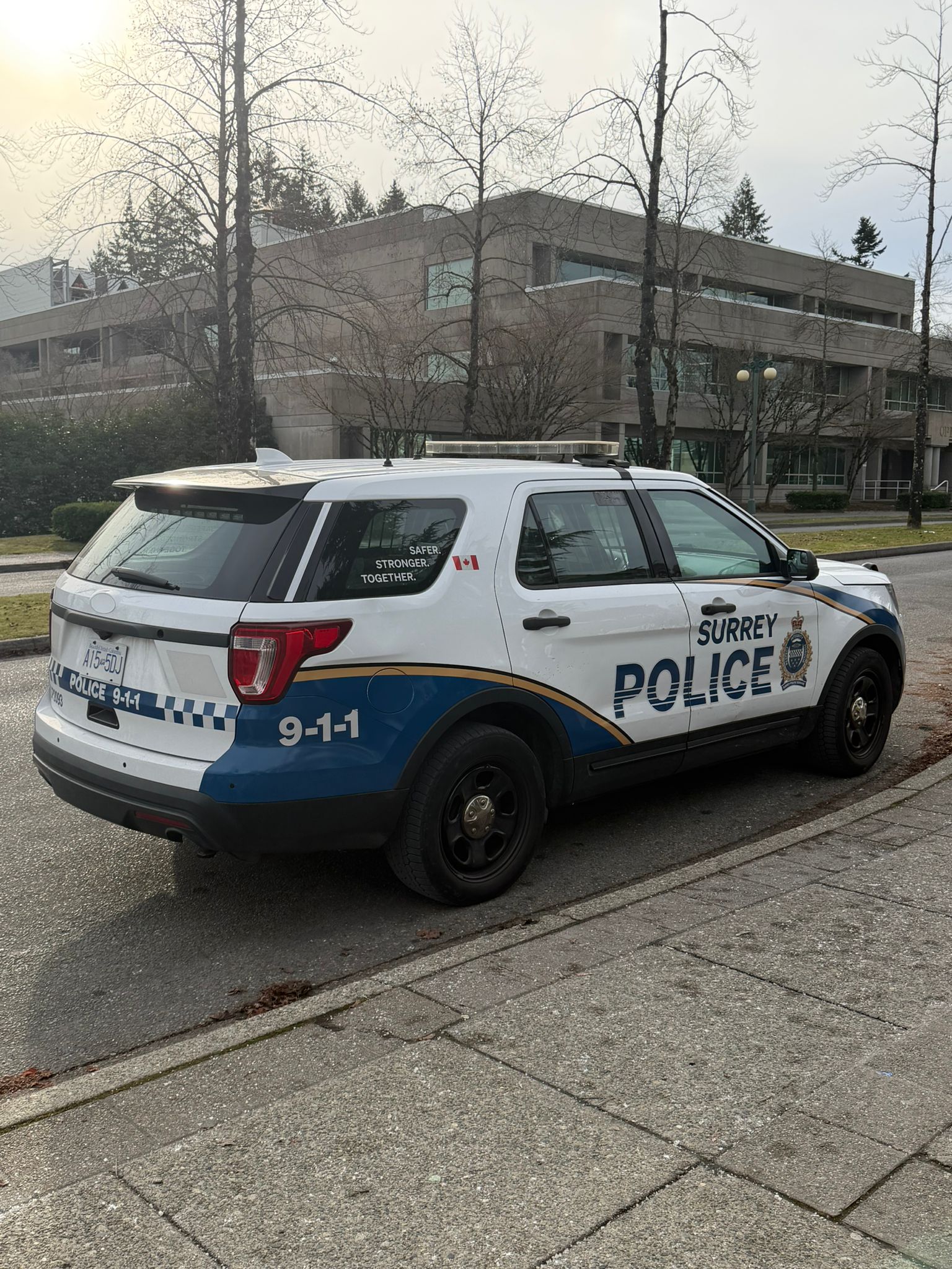 Surrey Police ਨੇ Crescent beach ਇਲਾਕੇ ਵਿੱਚ ਸਵੇਰੇ ਗੋਲੀਆਂ ਚਲਾਉਣ ਦੀ ਘਟਨਾ ਤੋਂ ਬਾਅਦ ਤਿੰਨ ਆਦਮੀਆਂ ਨੂੰ ਗ੍ਰਿਫ਼ਤਾਰ ਕੀਤਾ